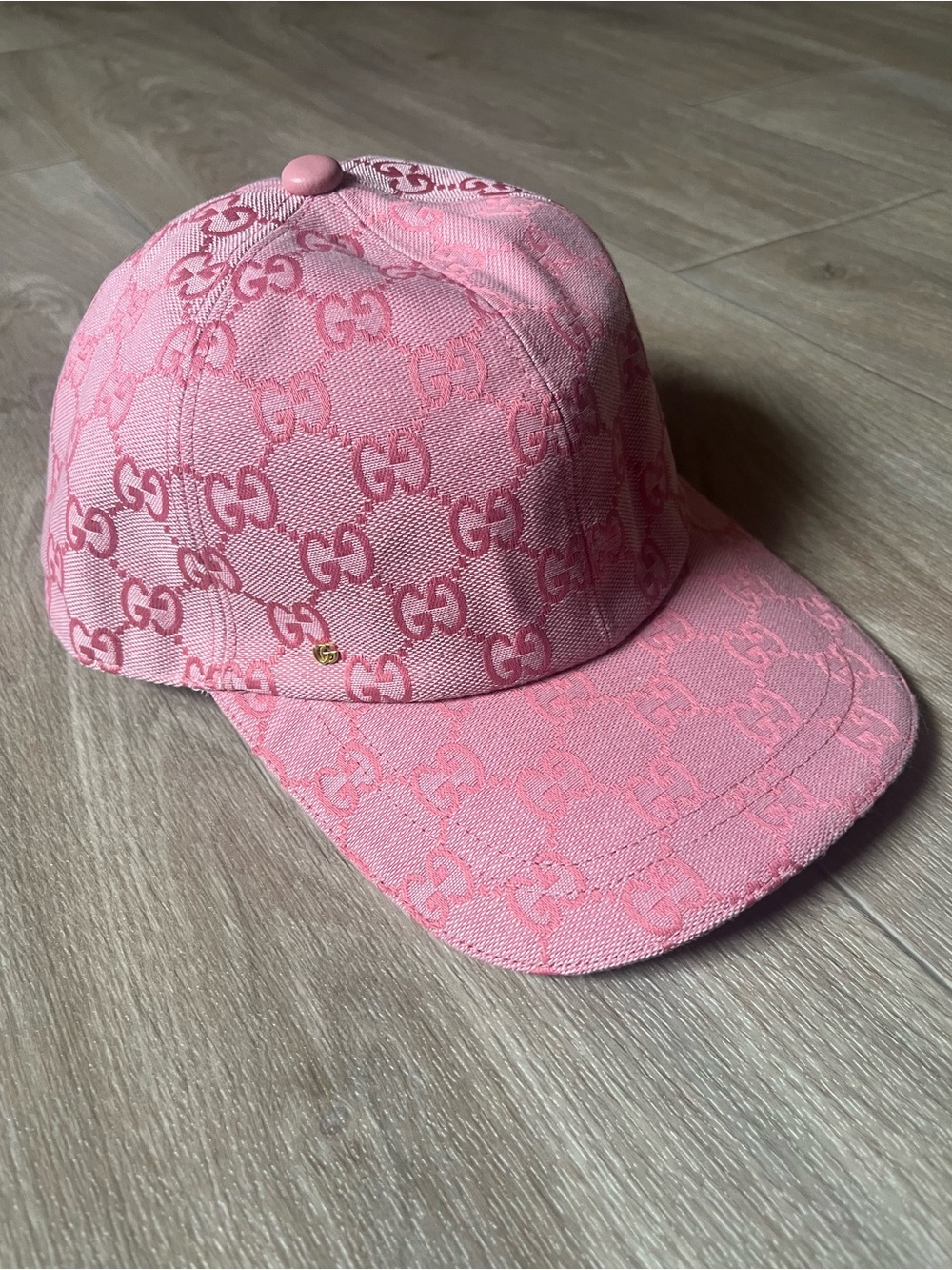 ✨Gucci Pink GG Logo Canvas Baseball Cap - Amazing Condition - Picture 2 of 5